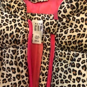 Gap NWOT 18/24m Leopard Vest